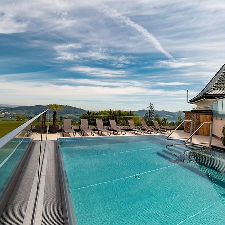 Hotel Irmgard Strass im Attergau Ngoại thất bức ảnh