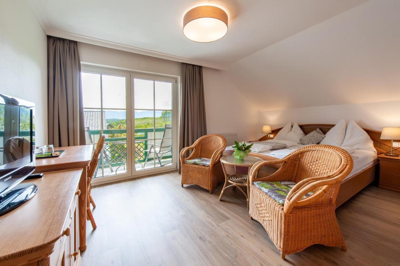 Hotel Irmgard Strass im Attergau Ngoại thất bức ảnh