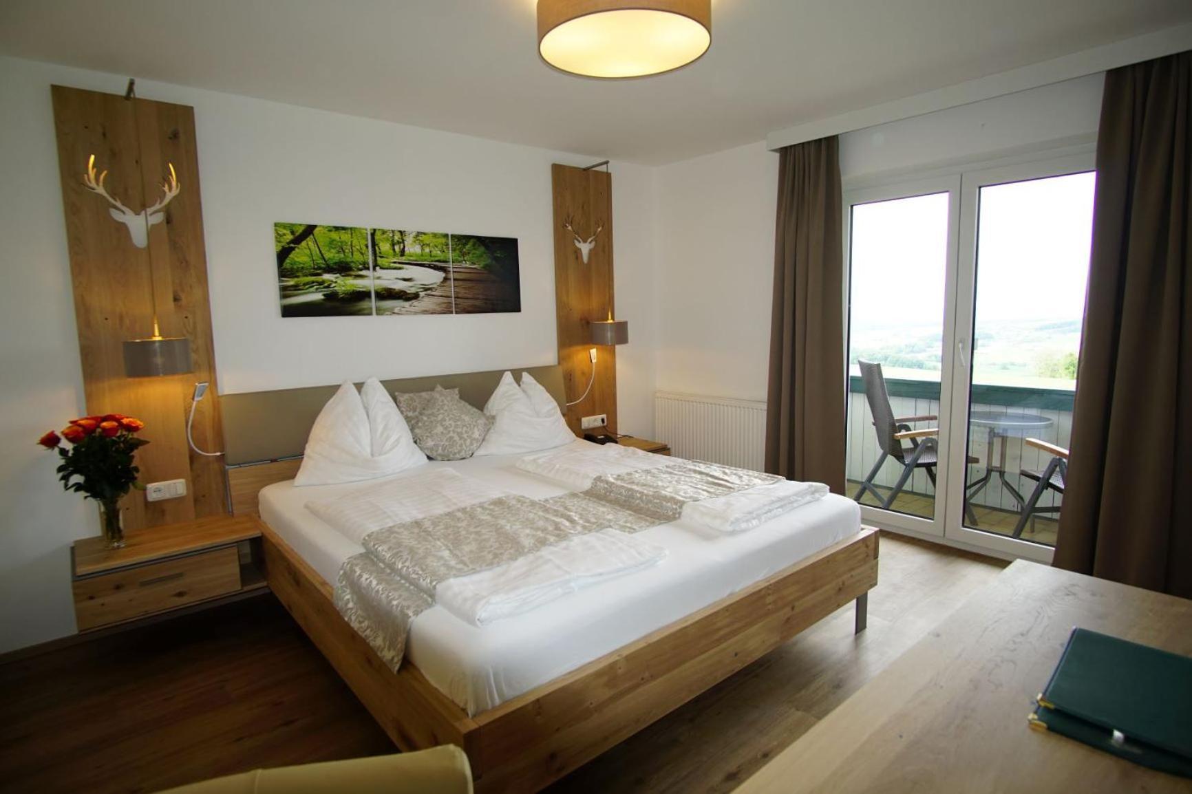 Hotel Irmgard Strass im Attergau Ngoại thất bức ảnh