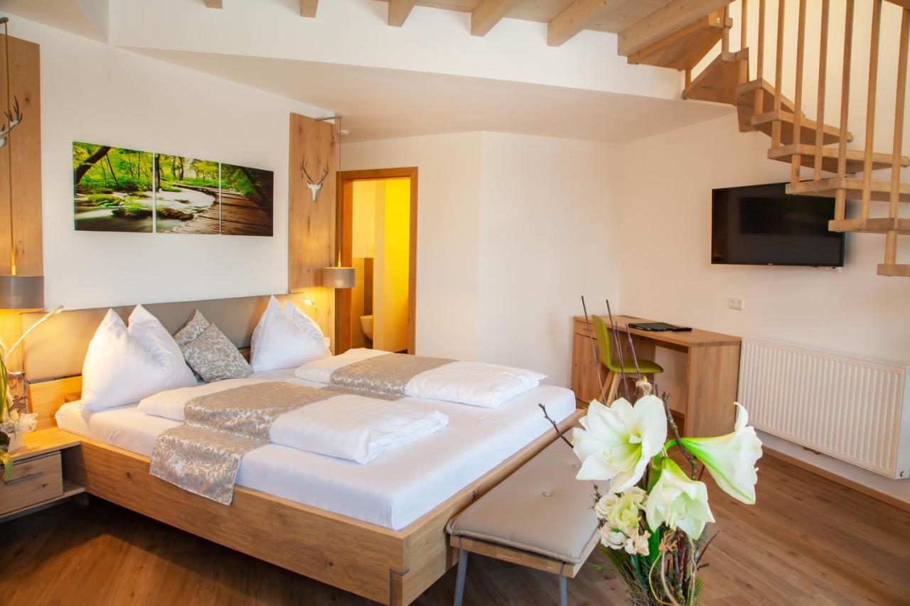 Hotel Irmgard Strass im Attergau Ngoại thất bức ảnh